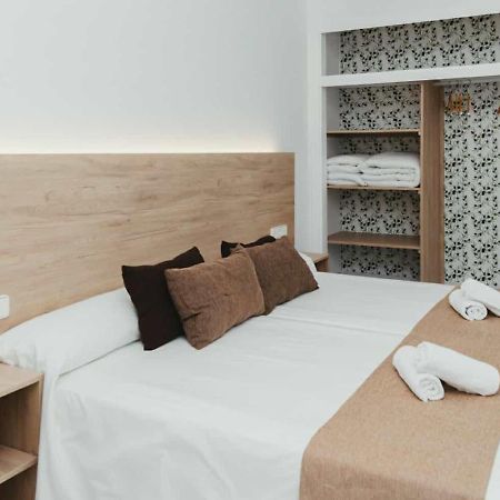 Hotel Olive Osuna Ngoại thất bức ảnh